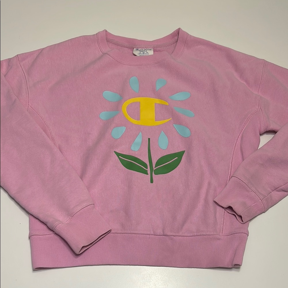 Women’s Champion Pink Sweatshirt with Floral Logo crewneck size small